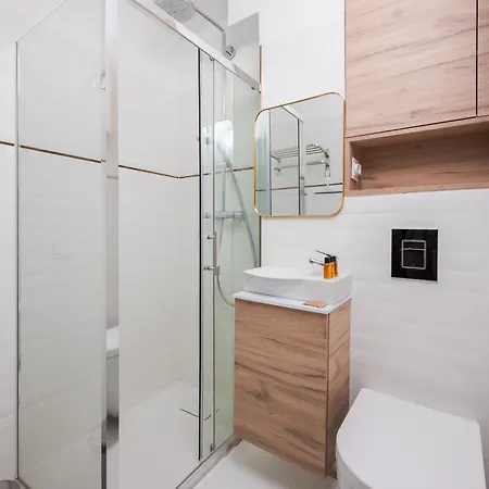 Wola Anielewicza Stylish Studio *