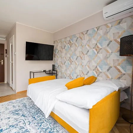 Wola Anielewicza Stylish Studio *